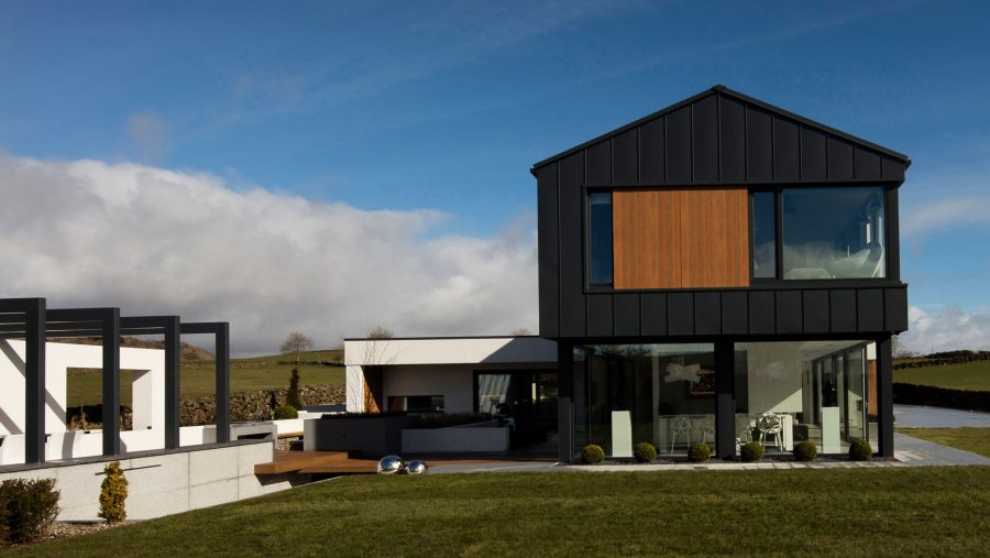 Patrick Bradley Architects Northern Ireland Contemporary Modern Slemish Architecture Barn Verncular Self Build Farm Shed Bespoke Rural Zinc Open Plan Living 3